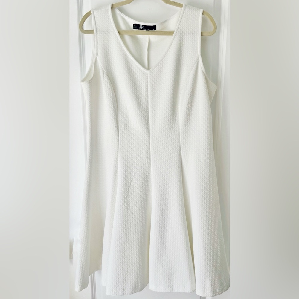 Chetta B Cream Textured Sleeveless Midi Dress